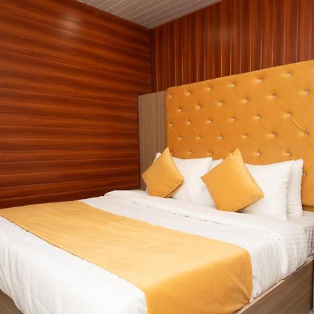 Hotel Priceless Suite Bombay Exhibition Centre Goregaon West Bombaj Exteriér fotografie
